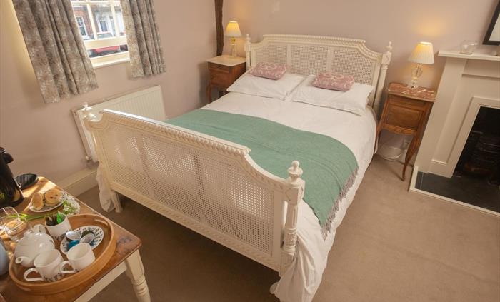 Elderflower bedroom